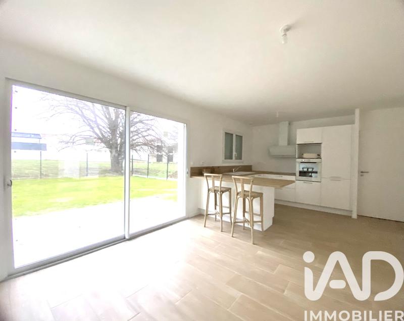 Maison - 96 m² - 4 pièces