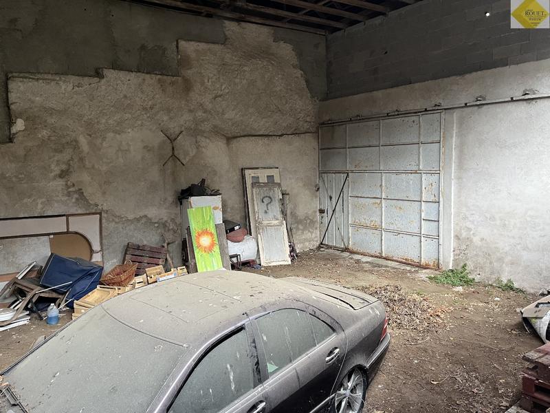 Local d'activités - 382 m²