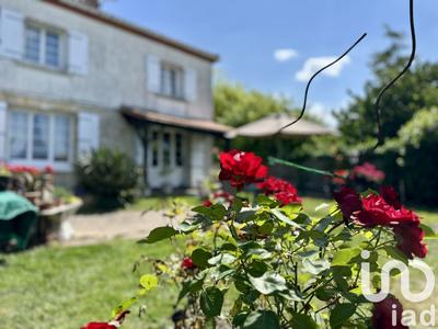 Maison - 180 m² - 8 pièces