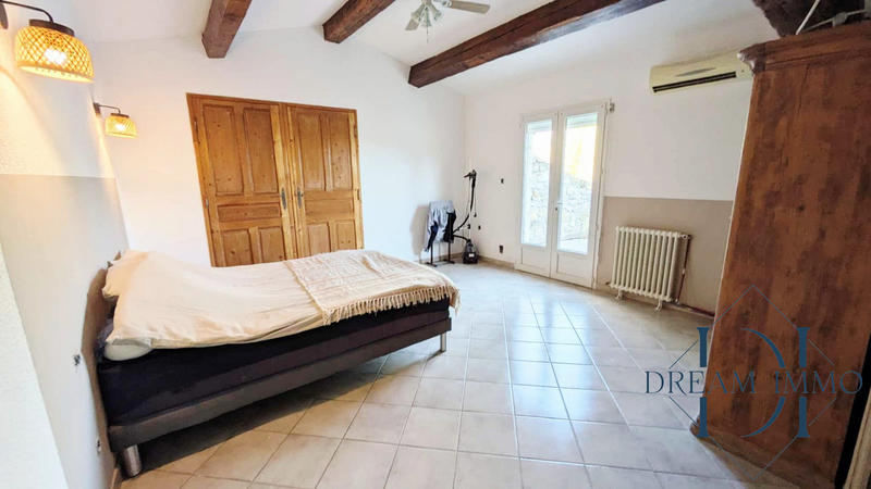 Maison - 276 m² - 7 pièces