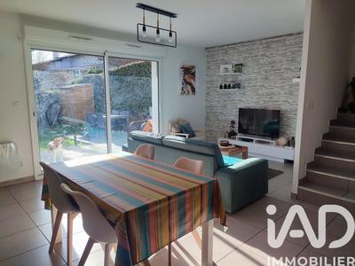 Maison - 80 m² - 4 pièces