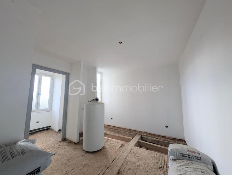 Immeuble - 75 m² - 4 pièces