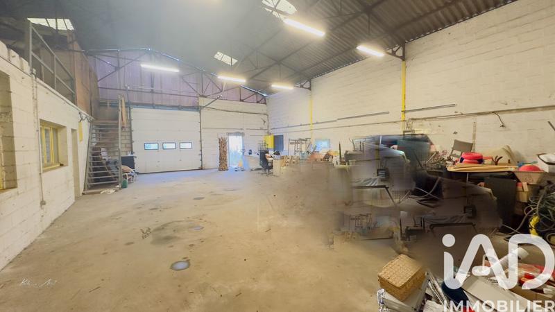 Maison - 325 m² - 10 pièces