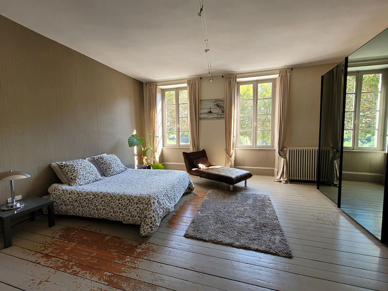 Immeuble - 230 m² - 12 pièces