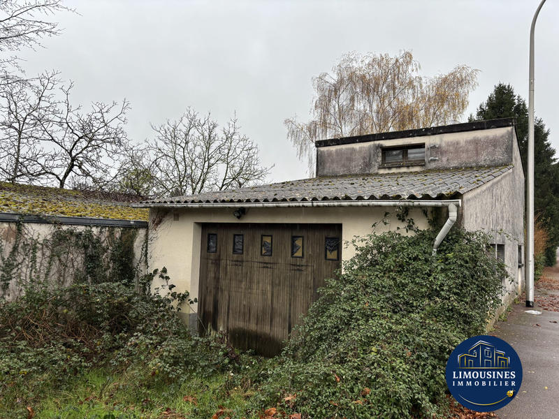 Parking / Garage - 96 m²