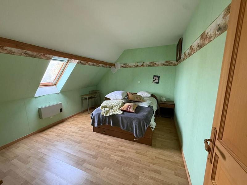 Maison - 270 m² - 10 pièces