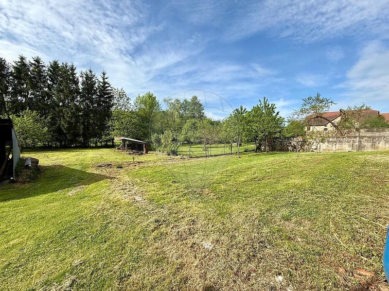 Maison - 300 m² - 6 pièces