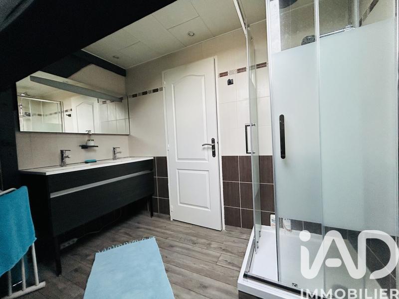 Maison - 186 m² - 6 pièces