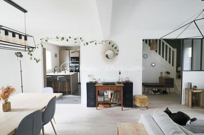 Maison - 98 m² - 6 pièces