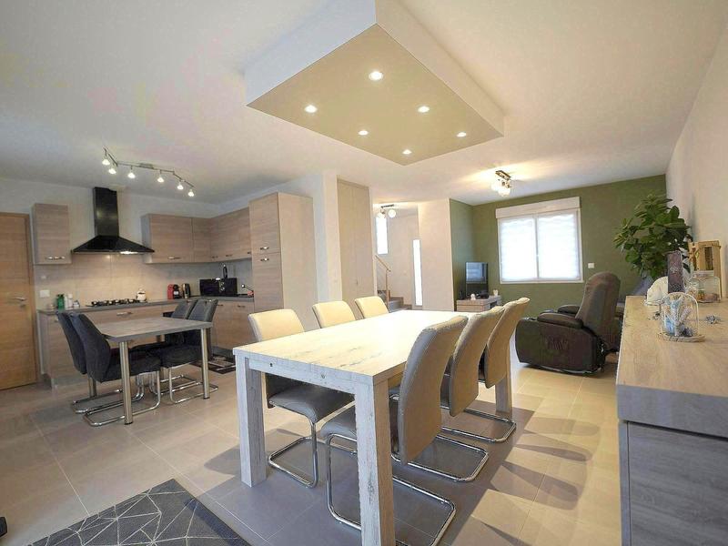 Maison - 110 m² - 6 pièces