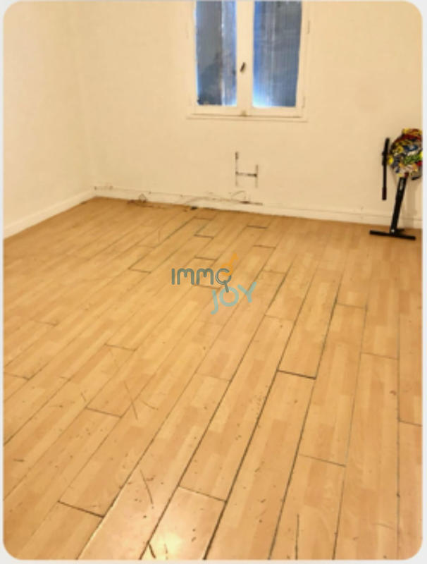 Maison de village - 80 m² - 4 pièces