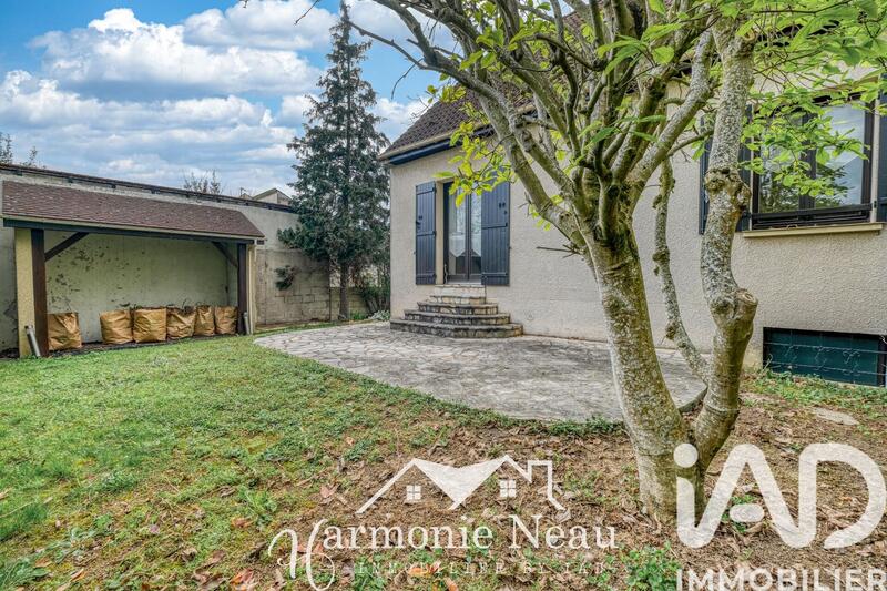 Maison - 98 m² - 5 pièces