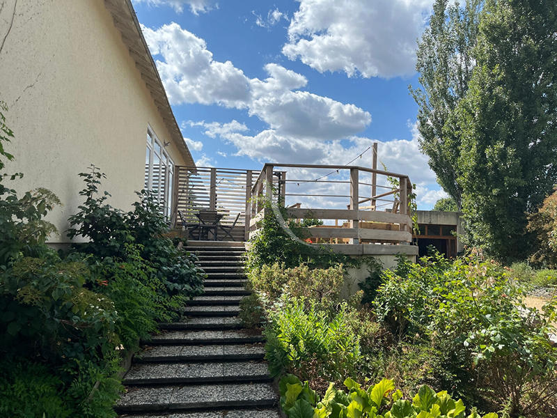 Maison - 184 m² - 10 pièces