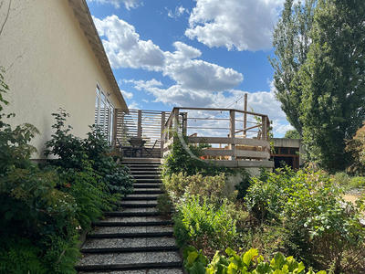 Maison - 184 m² - 10 pièces