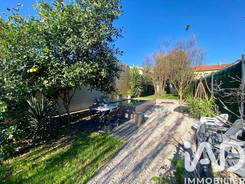 Maison de ville - 205 m² - 4 pièces