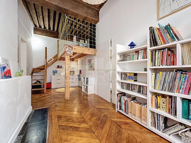 Appartement - 110 m² - 4 pièces