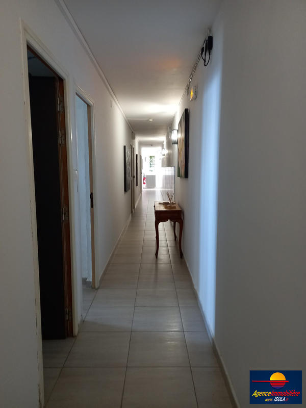 Fonds de commerce - 700 m²