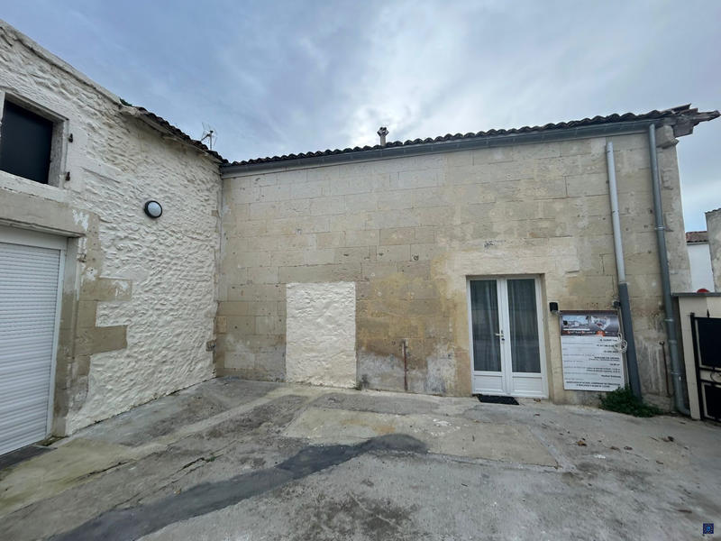 Maison ancienne - 107 m² - 4 pièces