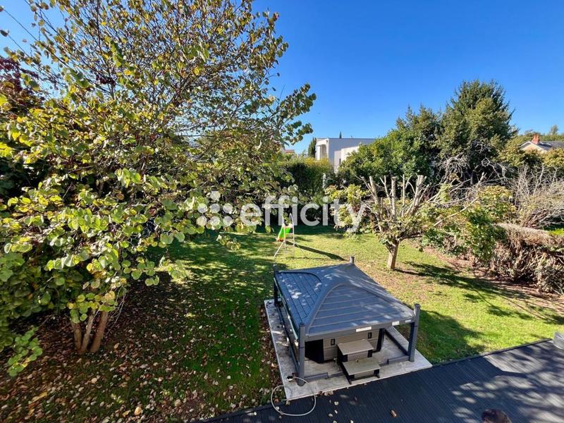 Maison - 135 m² - 6 pièces