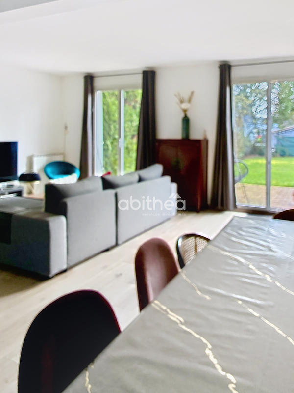 Maison - 120 m² - 5 pièces