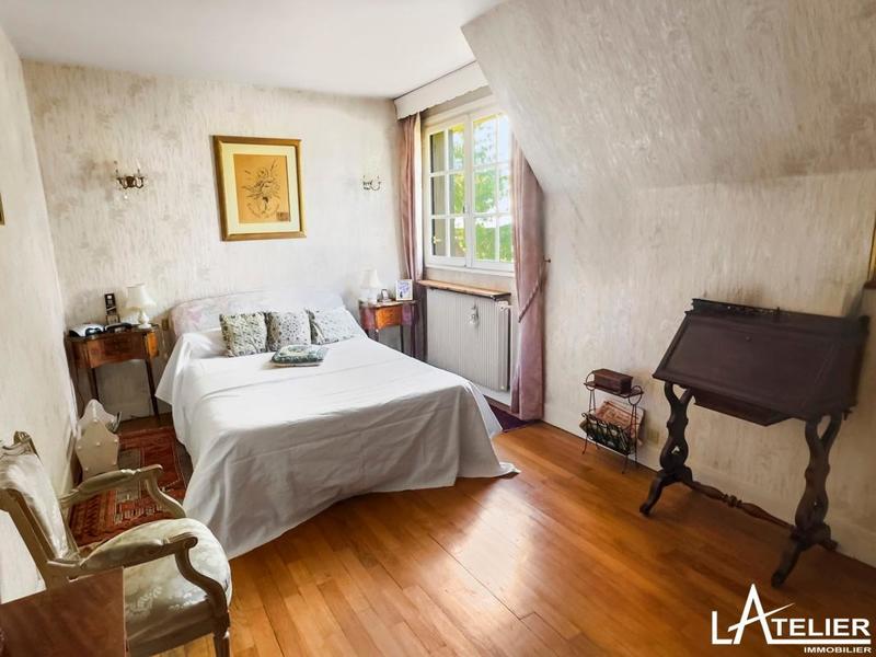 Maison - 185 m² - 7 pièces