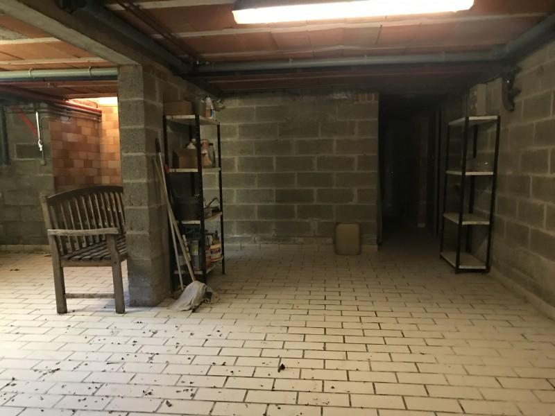 Maison - 220 m² - 8 pièces