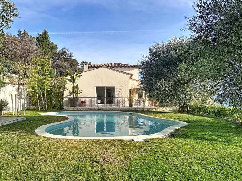 Maison - 164 m² - 5 pièces