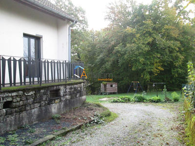 Maison traditionnelle - 115 m² - 6 pièces