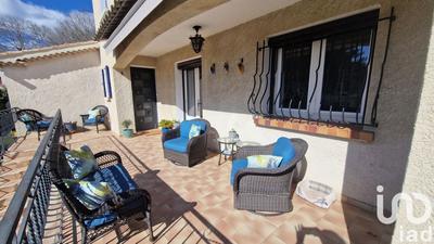 Maison - 196 m² - 9 pièces