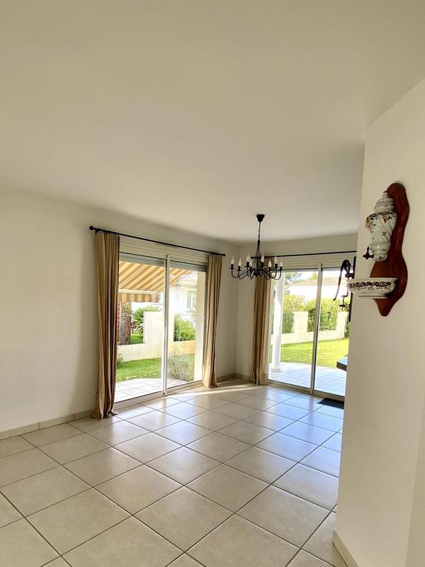 Maison - 93 m² - 3 pièces