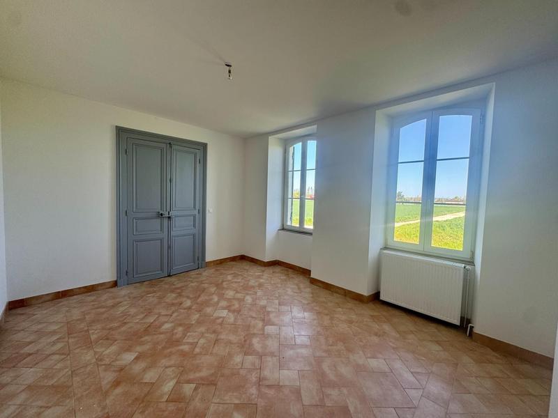 Maison - 273 m² - 6 pièces