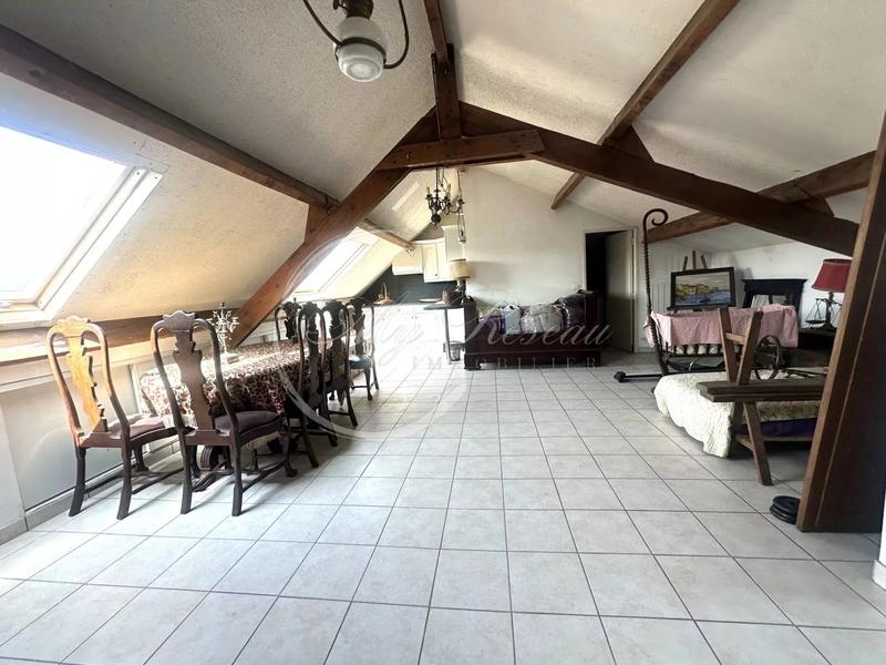 Maison - 226 m² - 5 pièces