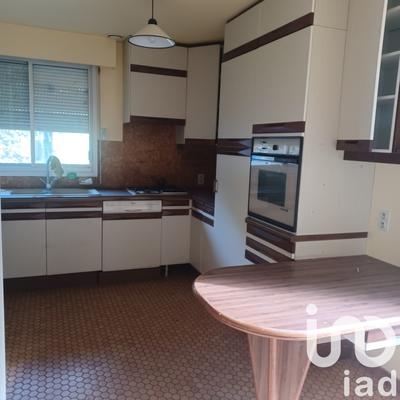 Maison - 130 m² - 6 pièces