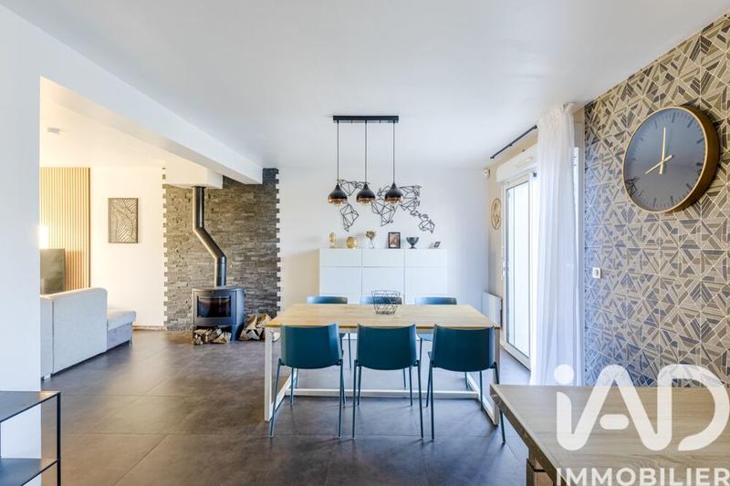 Maison - 112 m² - 6 pièces
