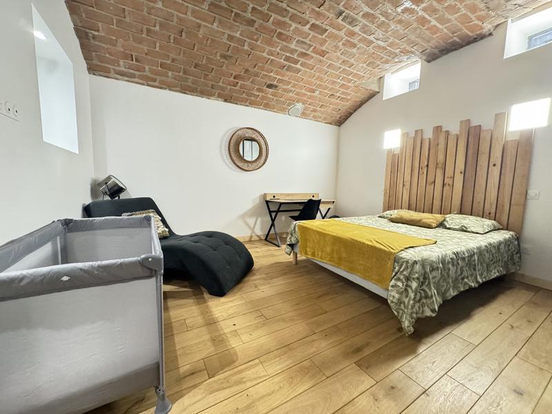 Appartement - 85 m² - 3 pièces