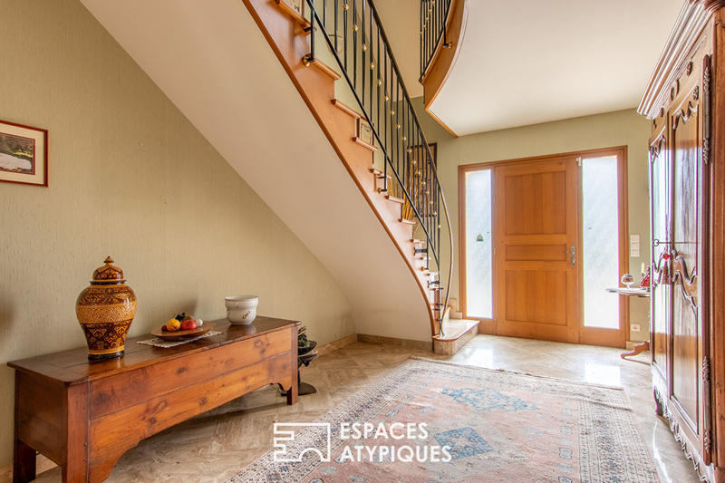 Maison - 260 m² - 6 pièces