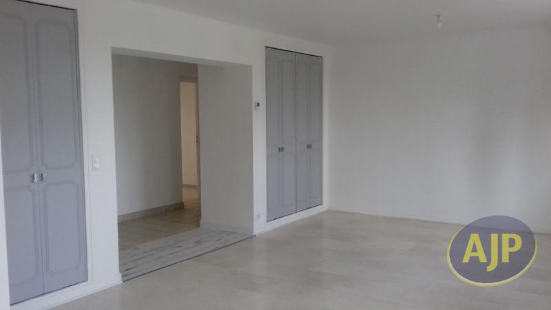 Appartement - 98 m² - 4 pièces