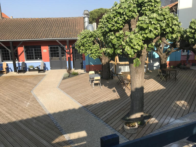 Local commercial - 408 m²