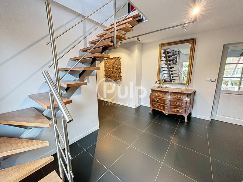 Villa - 196 m² - 6 pièces