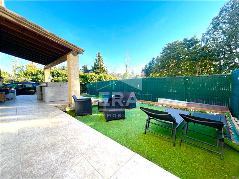 Maison - 104 m² - 4 pièces