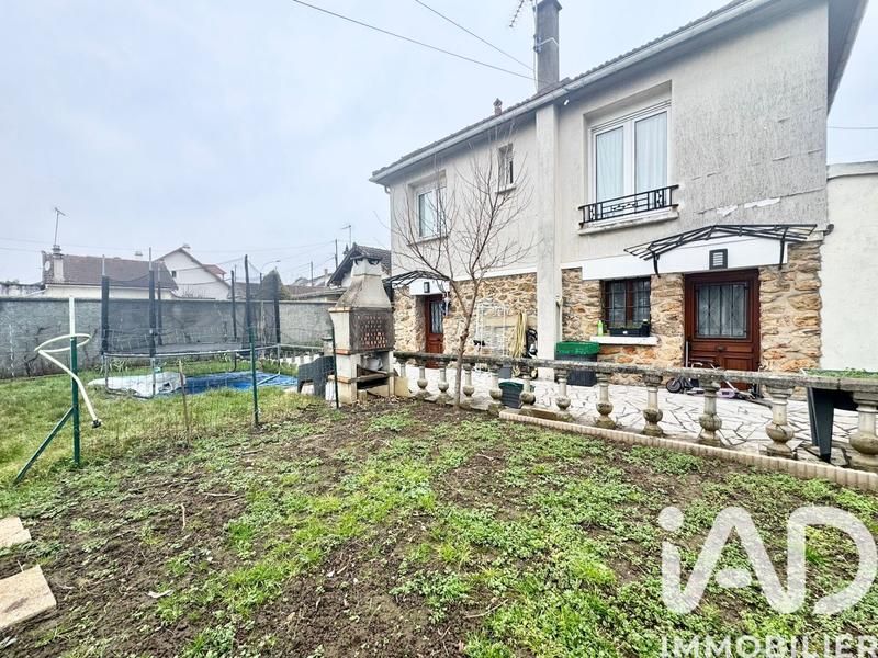 Maison - 94 m² - 4 pièces