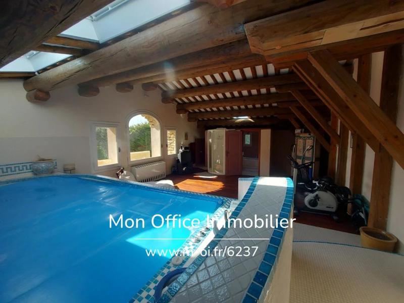 Maison - 434 m² - 13 pièces