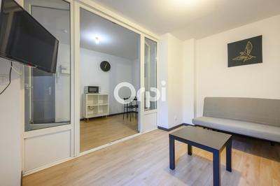 Immeuble - 109 m² - 8 pièces