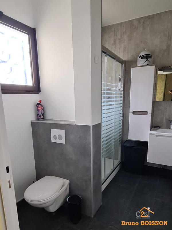 Maison - 317 m² - 8 pièces