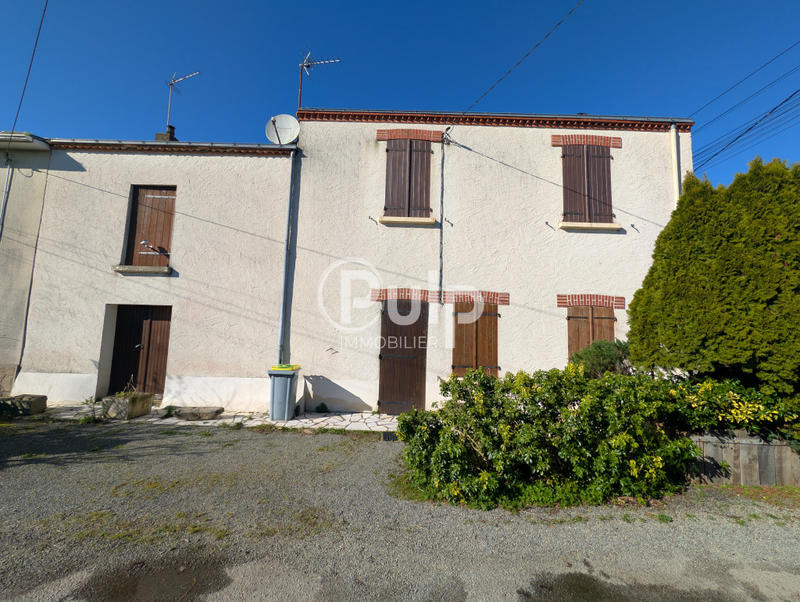 Maison de village - 110 m² - 8 pièces