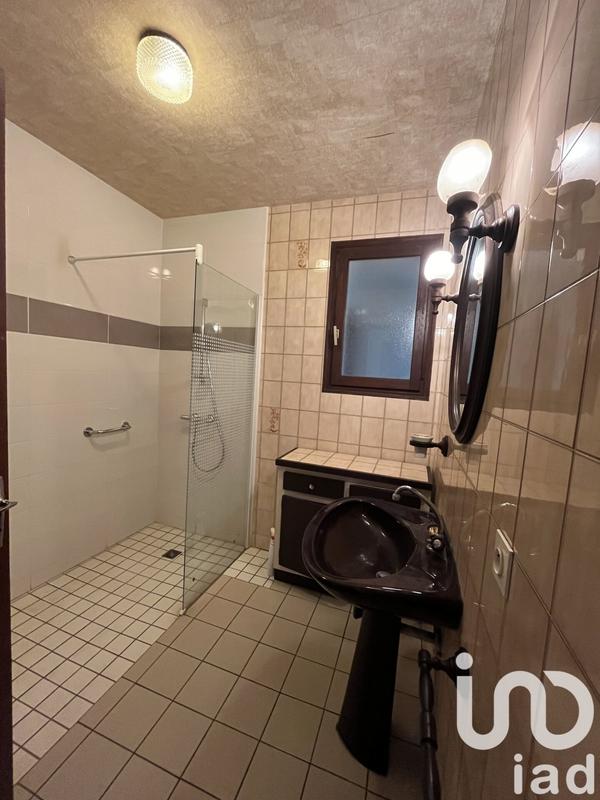 Maison - 90 m² - 3 pièces