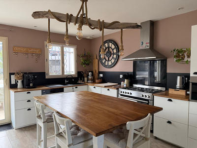 Maison - 100 m² - 4 pièces