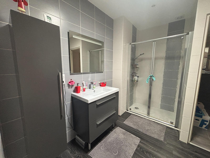 Maison - 212 m² - 6 pièces