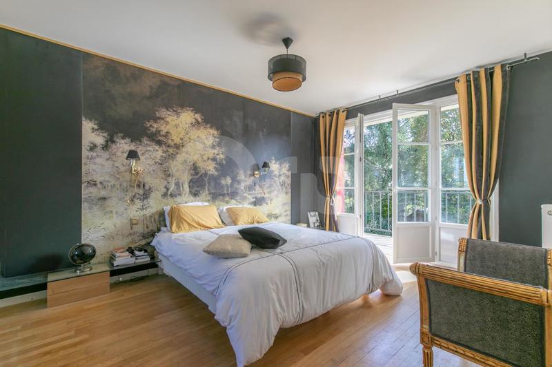 Maison - 183 m² - 7 pièces