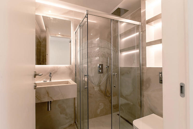 Appartement - 138 m² - 4 pièces